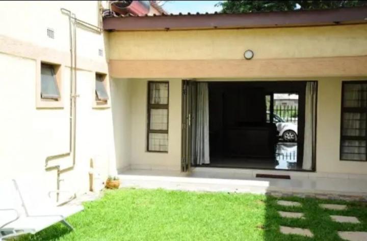 Pillacol Guest House Victoria Falls Zewnętrze zdjęcie
