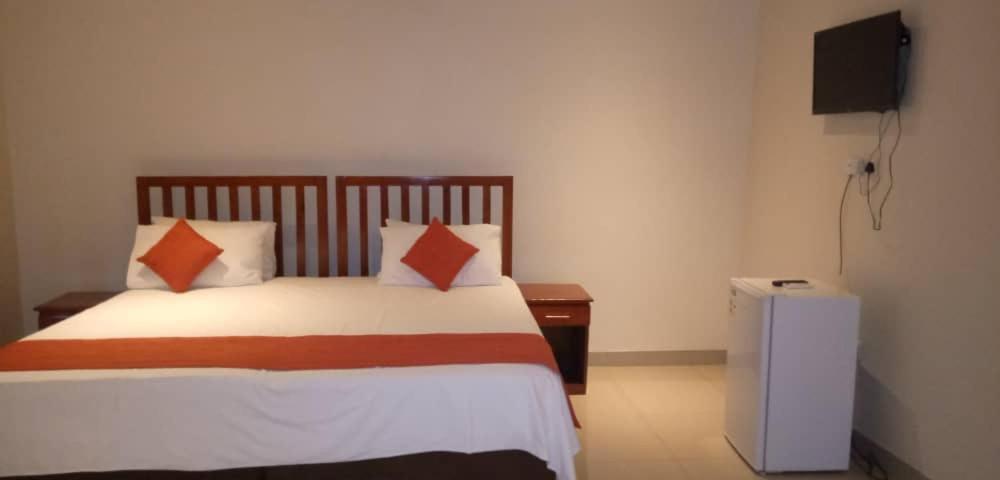 Pillacol Guest House Victoria Falls Zewnętrze zdjęcie